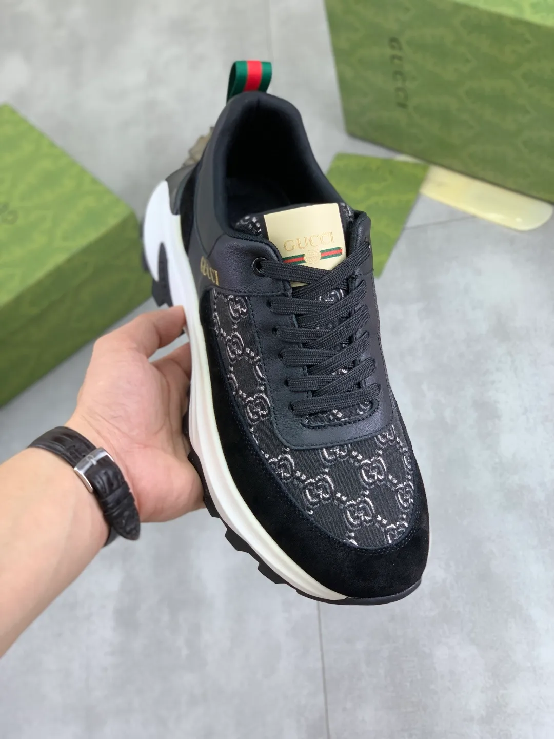 Men's shoes 💰P440💰[New model] (GUCCI) official website's latest 🎁🎁casual and fashionable men's shoes👟, hot style💥 style is simple and elegant, exclusive for trendy men. Unique official website's latest brand double G element 👑Gucci original style Decoration, fashionable and generous, made of original frosted calfskin ✅ fully imported first-layer pigskin lining, the official website specifies wear-resistant, lightweight original rubber casual outsole, classic model taken in real life 🎬38-44 (customized for 45) 4️⃣ colors available